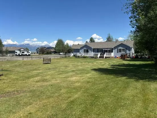 3 Bedroom Single Family Home On Large Lot Apartment for rent in Bozeman, MT