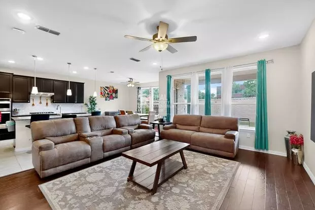 4-bedroom Gorgeous Home In Irving Available For Rent! Apartment for rent in Irving, TX