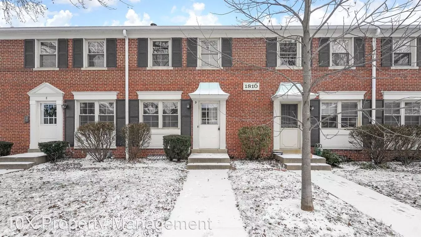 1810 Northwest Ct Unit D House for rent in Columbus, OH
