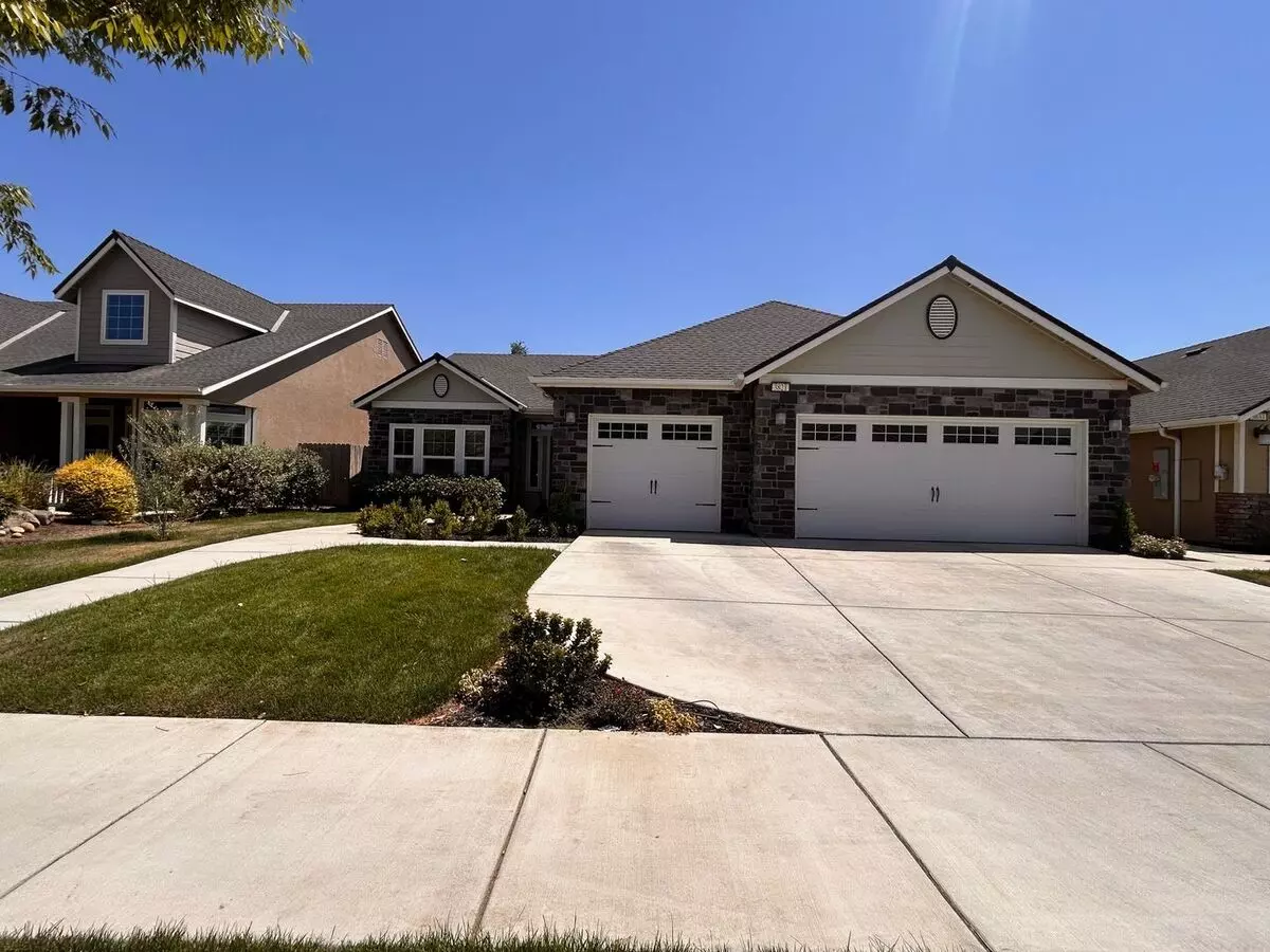 Beautiful Home For Rent In Visalia With A Pool! House for rent in Visalia, CA
