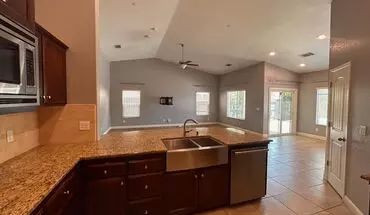 5 of 17 Beautiful Home For Rent In Visalia With A Pool! House for rent in Visalia, CA