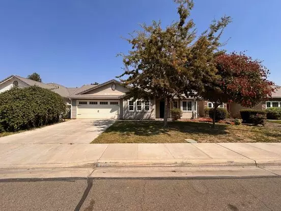Nice Home For Rent In Visalia! Apartment for rent in Visalia, CA