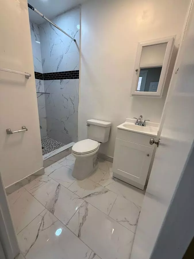 372 E High St Apartment for rent in Pottstown, PA