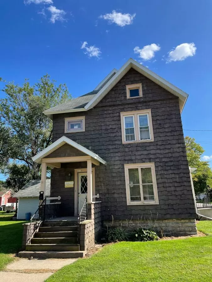 421 Scott Apartment for rent in Oshkosh, WI