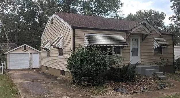 Delightful 2-bedroom, 1-bathroom Single-family Home Apartment for rent in Stlouis, MO