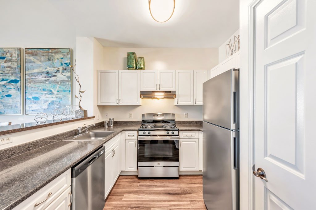 Rosemont Brookhaven Apartments Bellport, NY Rentable