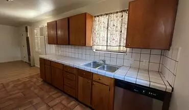 4 of 11 1563 G St House for rent in Sparks, NV