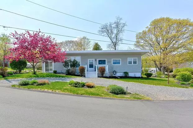 Winter Rental: Two Beaches Cottage Apartment for rent in Gloucester, MA