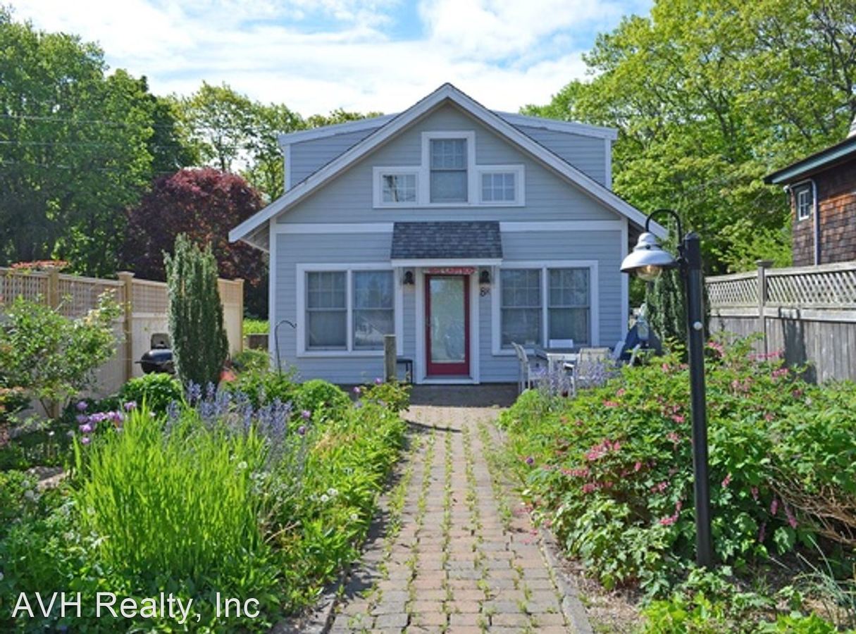 8 R Norwood Ave Rockport, MA House for Rent