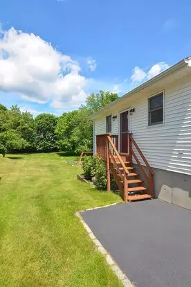 Winter Rental: Dot's Place- (utilities Included) Apartment for rent in Rockport, MA