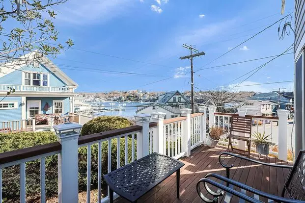 Winter Rental: Painters Perch On Rocky Neck Apartment for rent in Gloucester, MA