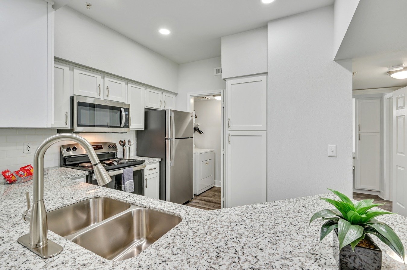 z - Historical - 2828 at Royal Oaks Apartments Houston, TX