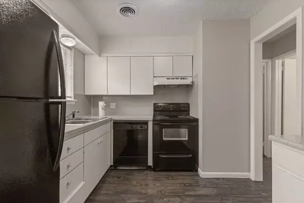 Crossings At Clairemont Apartment for rent in Tulsa, OK