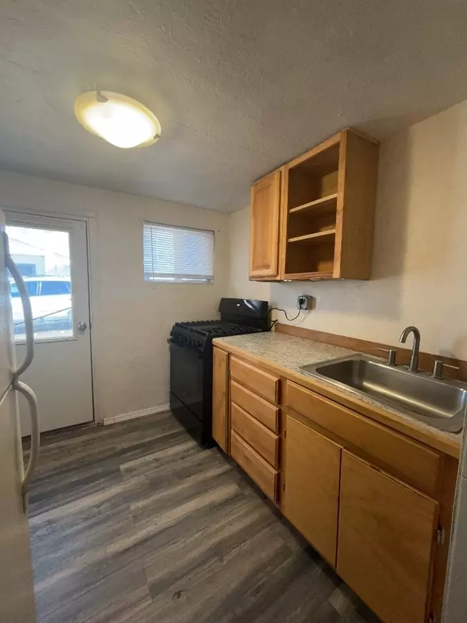 325 7th Ave S Apartment for rent in Buhl, ID