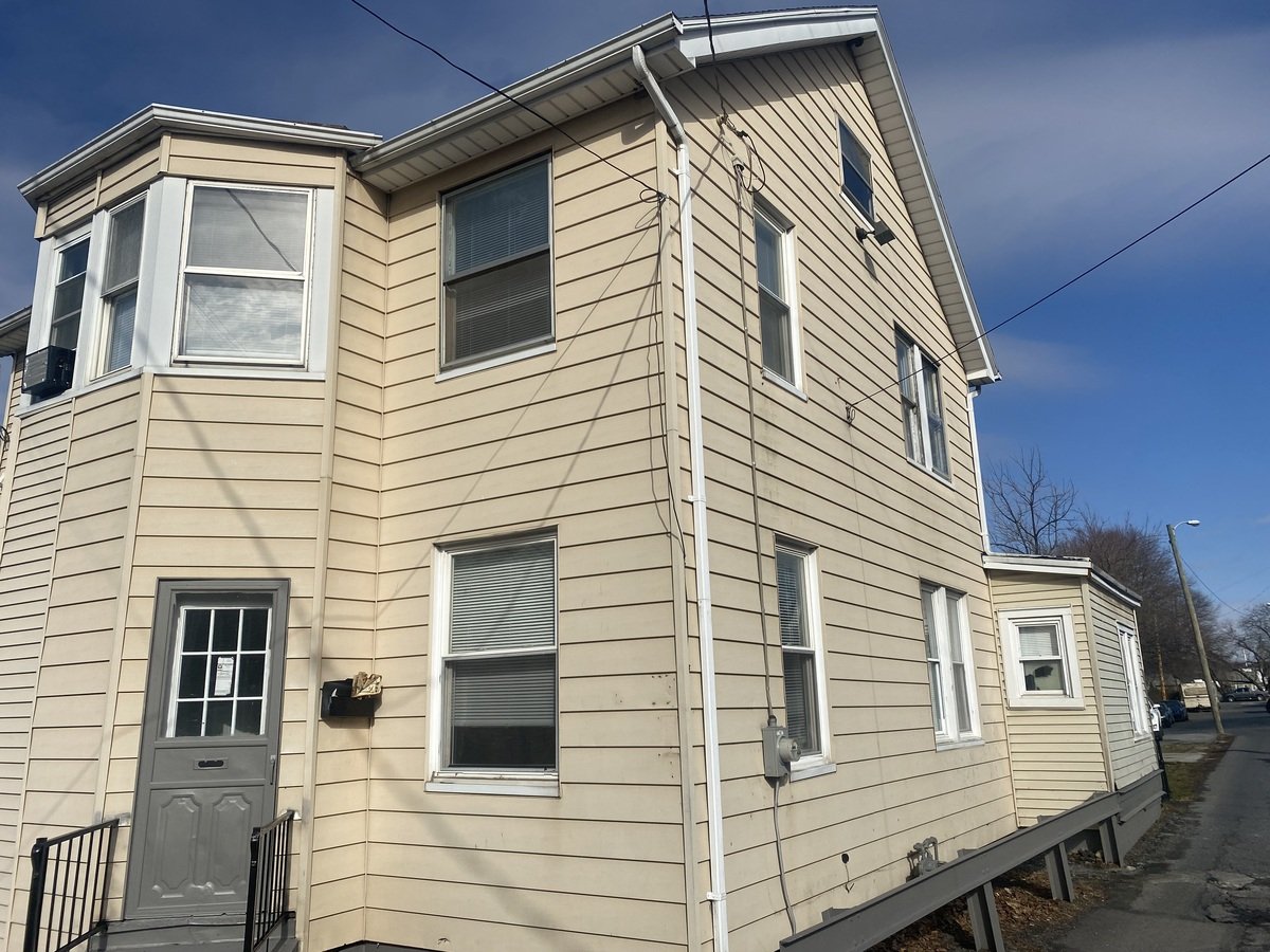 1215 Willow St Lebanon, PA House for Rent Rentable