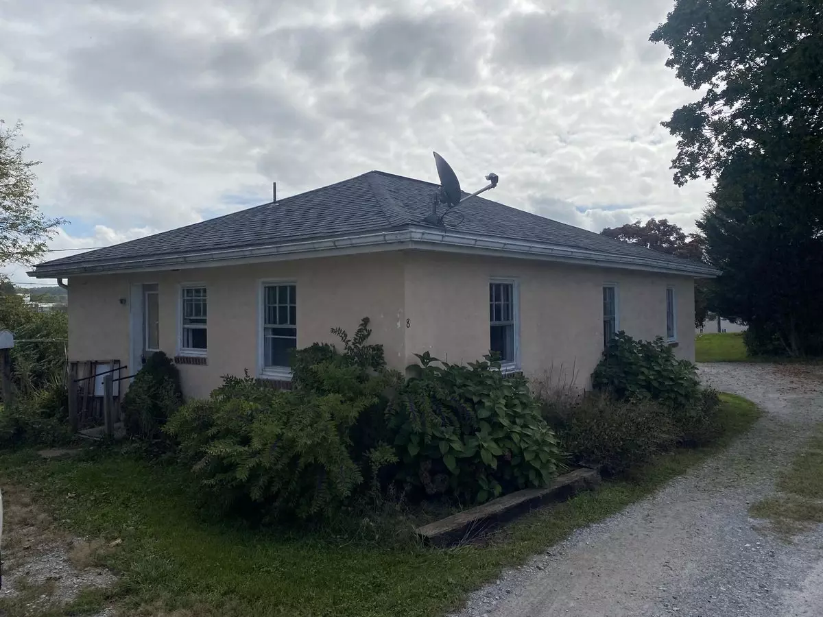 2 N Church St Apartment for rent in Quarryville, PA