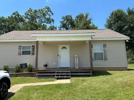 105 Camellia Apartment for rent in Troy, AL