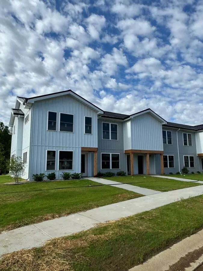 The Daugherty Preserve - Townhome Building 1 Apartment for rent in Yorktown, IN