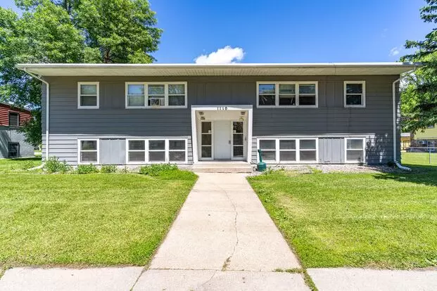 1110 14th Ave S Apartment for rent in Grand Forks, ND