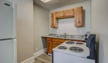 5 of 11 2131 Staebler St Apartment for rent in Cincinnati, OH
