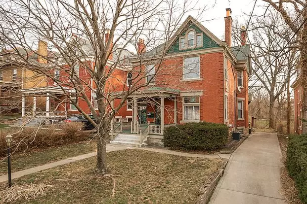 808-810 Academy Ave Apartment for rent in Cincinnati, OH