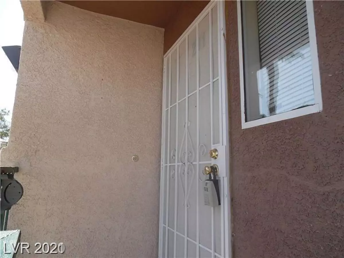 1517 Frank Aved # 202 Apartment for rent in Las Vegas, NV