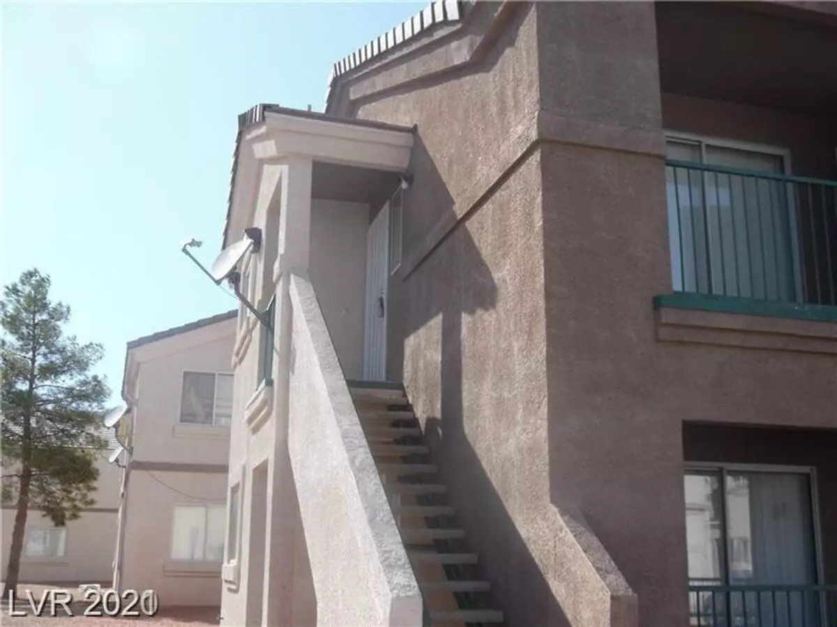 2 of 3 1517 Frank Aved # 202 Apartment for rent in Las Vegas, NV