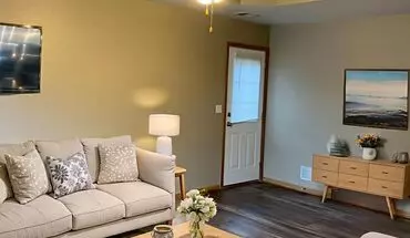 2 of 22 914-916 SW Sandy Ln Apartment for rent in Grain Valley, MO