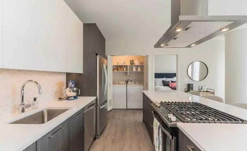 Residences at 8 E Huron Apartment for rent in Chicago, IL