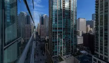 5 of 29 Residences at 8 E Huron Apartment for rent in Chicago, IL