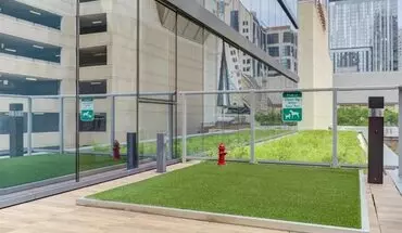 3 of 29 Residences at 8 E Huron Apartment for rent in Chicago, IL
