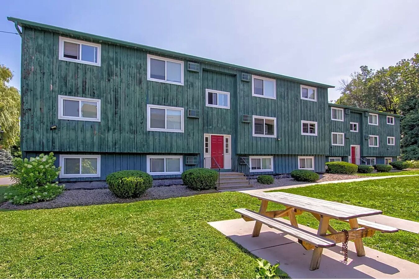 Valentine Gardens Apartments 222 Merrill St Syracuse, NY