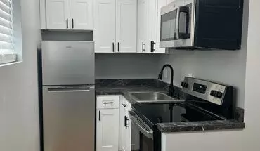 3 of 8 Pine Tree Apartment for rent in Liverpool, NY