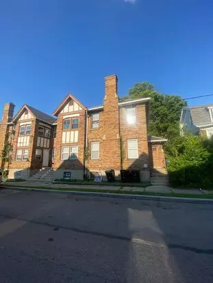 Two Bedroom In Cincinnati! Apartment for rent in Cincinnati, OH