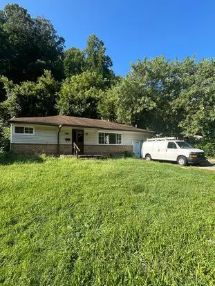 Three Bed, 2 Bath In Cincinnati! Apartment for rent in Cincinnati, OH