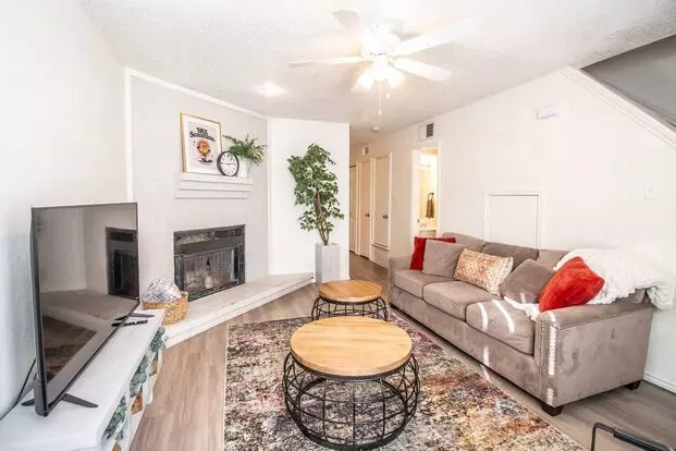 Mc 5806 6th Street Apartment for rent in Lubbock, TX