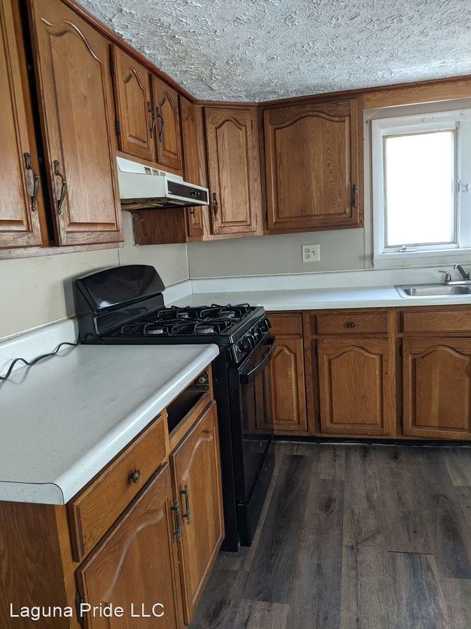 27 Lock St Baldwinsville, NY House for Rent Rentable