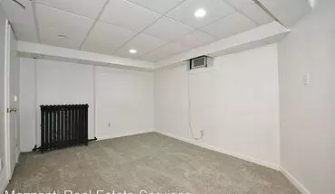 4 of 13 Triplex Apartment for rent in Munhall, PA