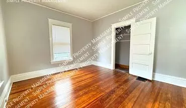 4 of 16 1036 Lafayette Ave Apartment for rent in Grand Rapids, MI