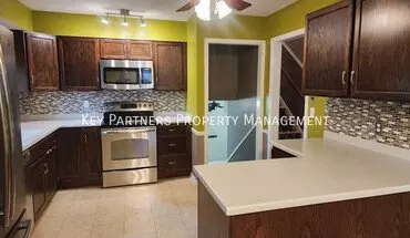 4 of 19 10710 W 91st House for rent in Overland Park, KS