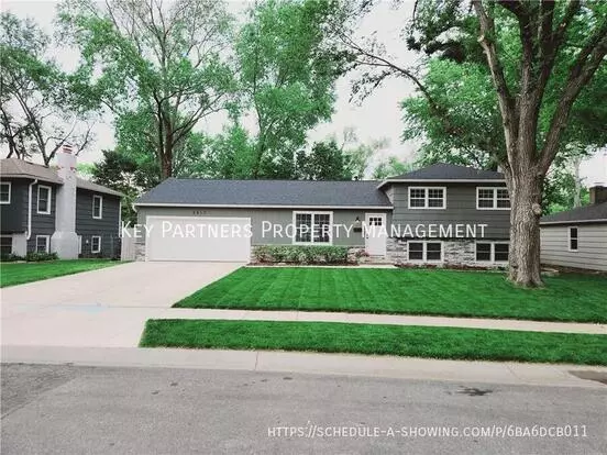 5817 W 101st Apartment for rent in Overland Park, KS