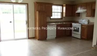3 of 11 1650 SW Highland Dr House for rent in Lees Summit, MO