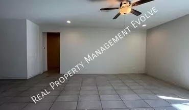4 of 28 8755 W Solano Dr House for rent in Glendale, AZ