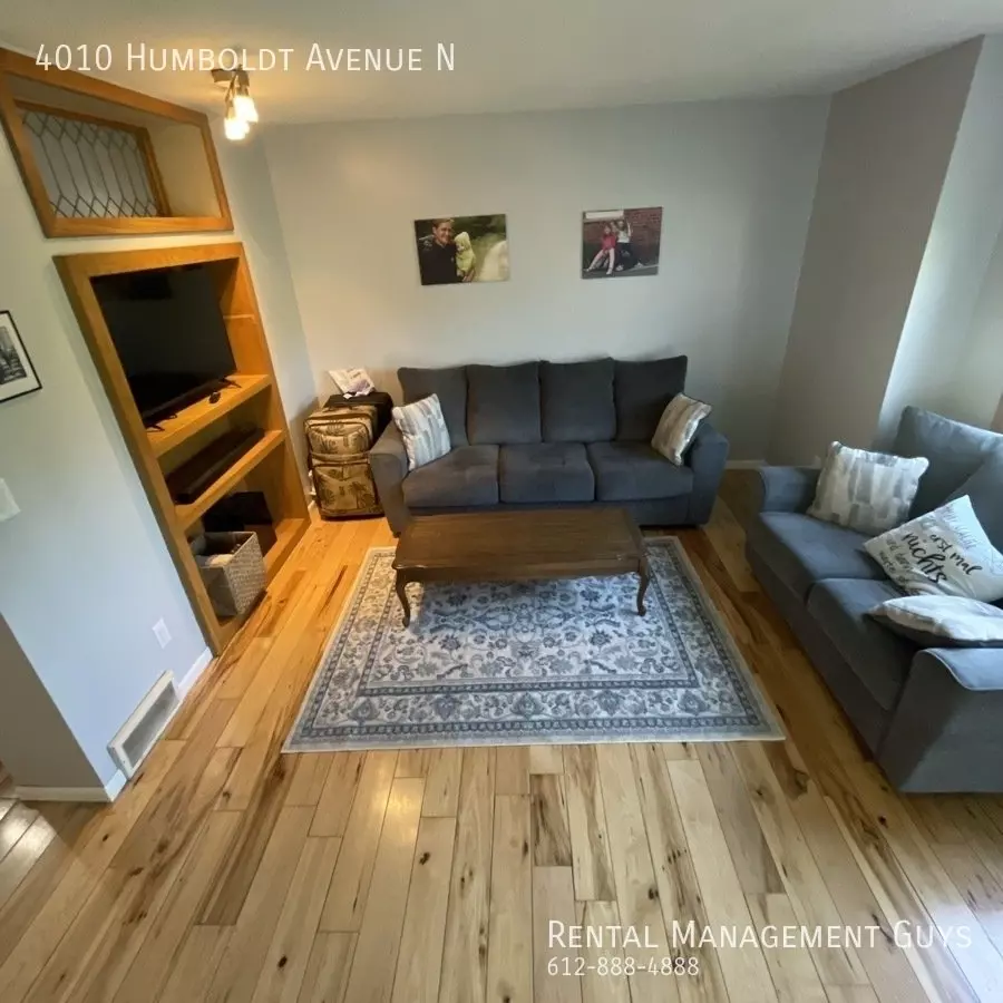 4010 Humboldt Ave House for rent in Minneapolis, MN