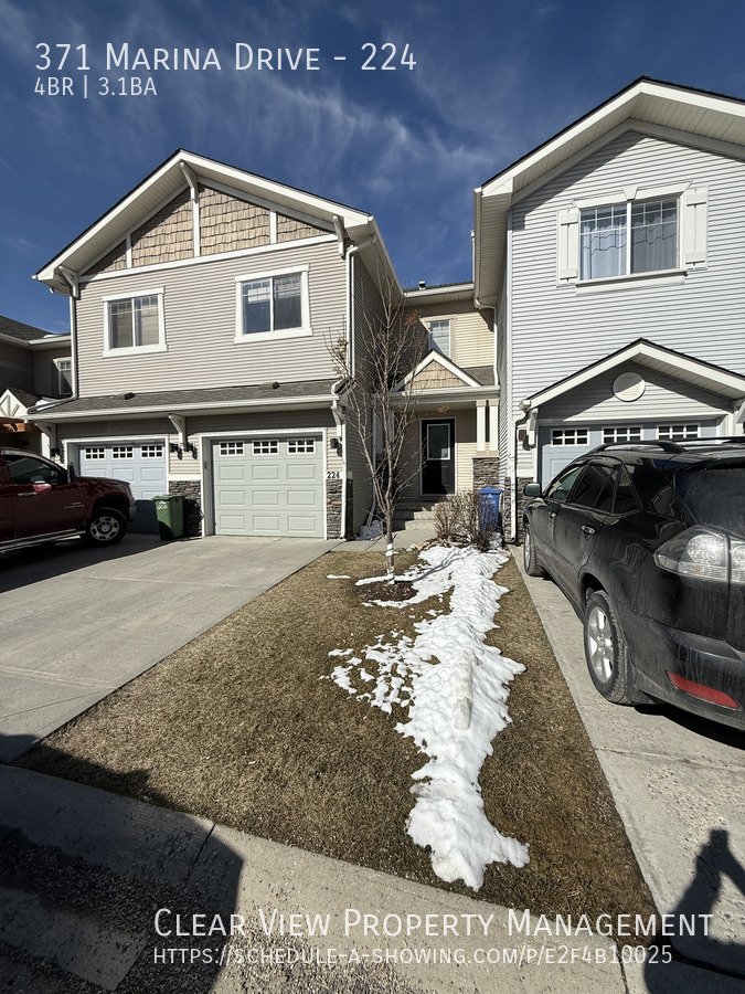 371 Marina Dr Chestermere, AB House for Rent | Rentable