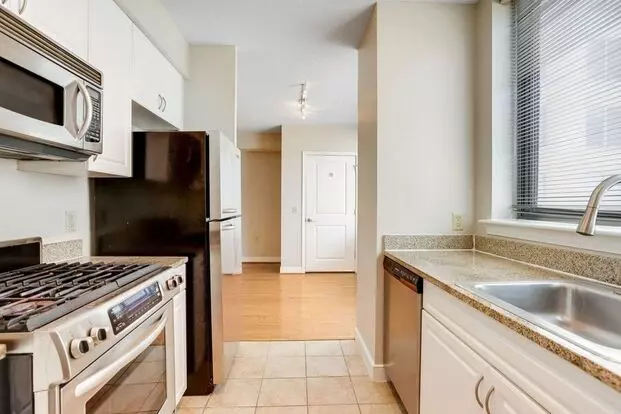 555 Massachusetts Ave NW Apartment for rent in Washington, DC