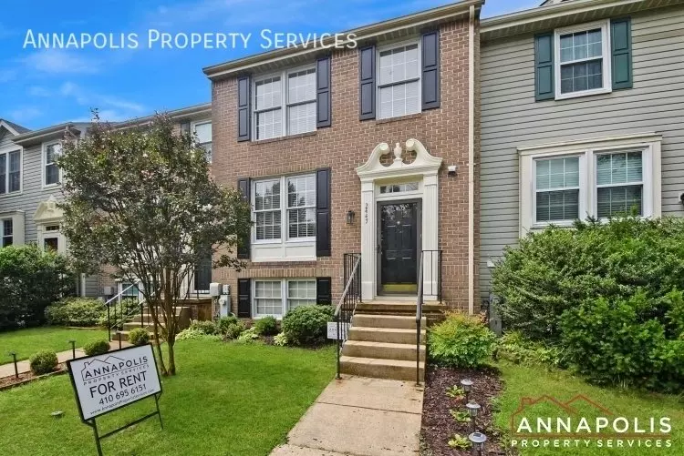 2447 Warm Spring Way House for rent in Odenton, MD