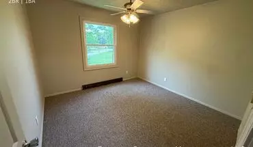 2 of 11 824 E Wyman St Apartment for rent in Hoopeston, IL