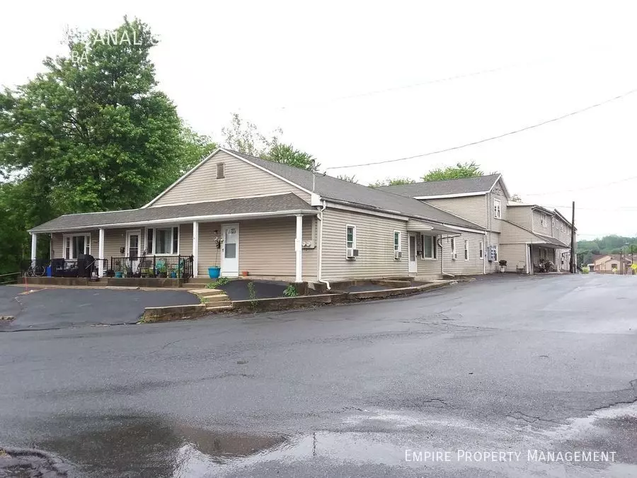 1044 Canal St Apartment for rent in Northampton, PA