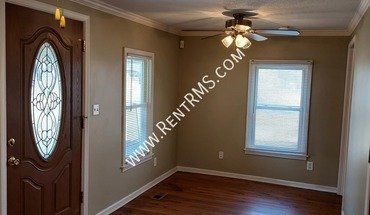 2210 SW Fillmore Apartment for rent in Topeka, KS